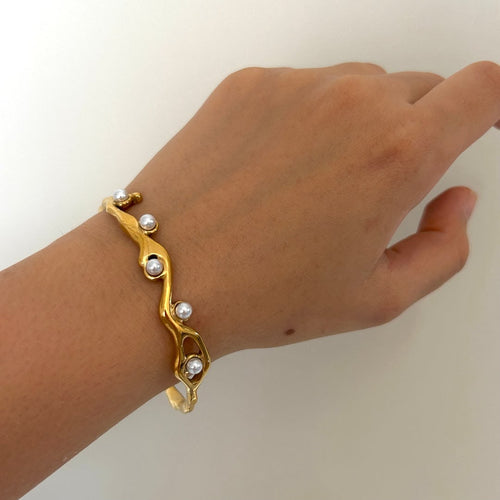 Pearl Gold Bracelet for Women